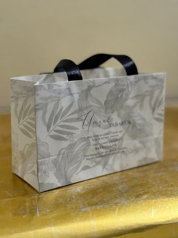 Medium Handle Bag (Black & White) - Umrah / Hajj Tabarruk Packaging