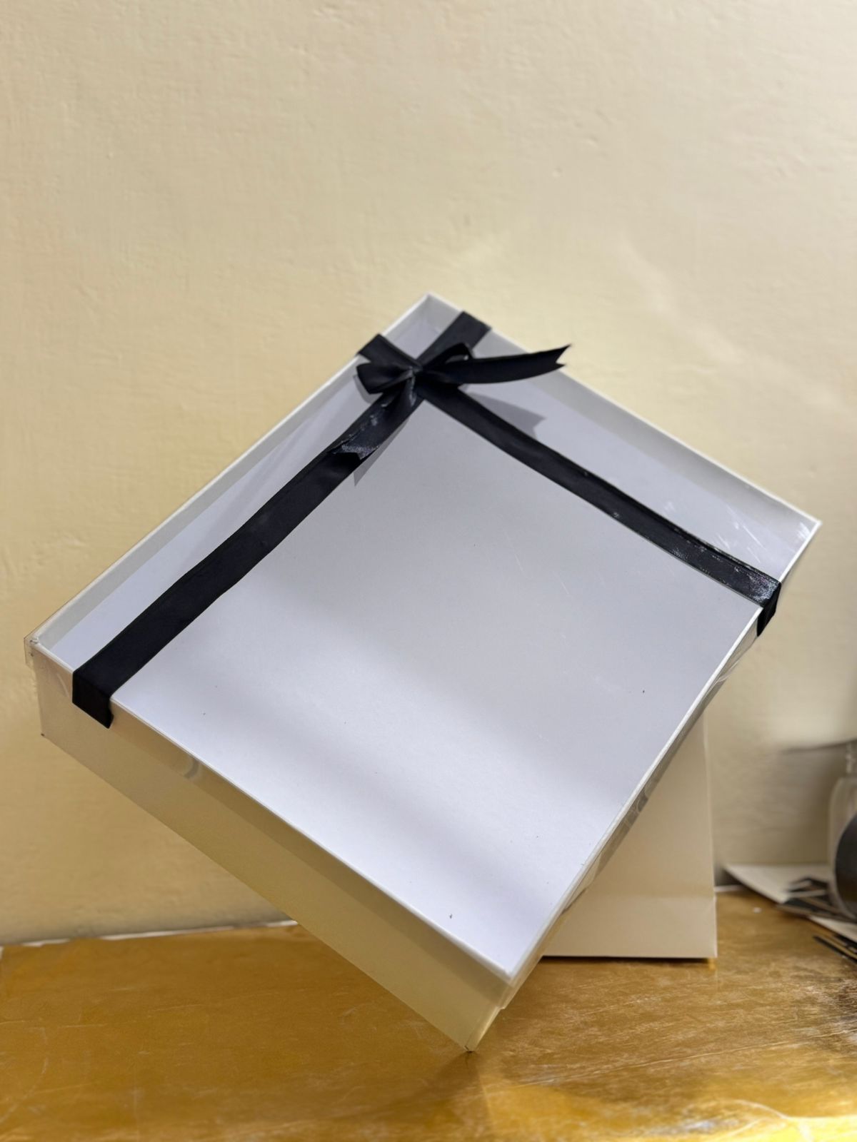Extra Large Gift Box (10 Kg)
