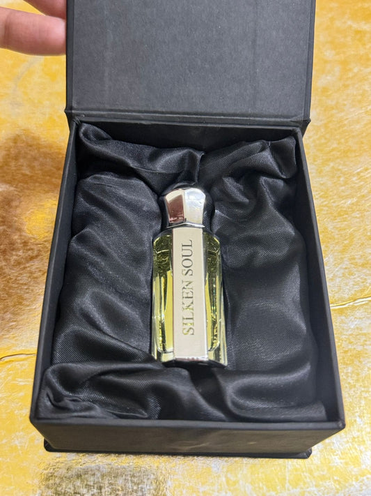 Attar 6ml (White Oud)