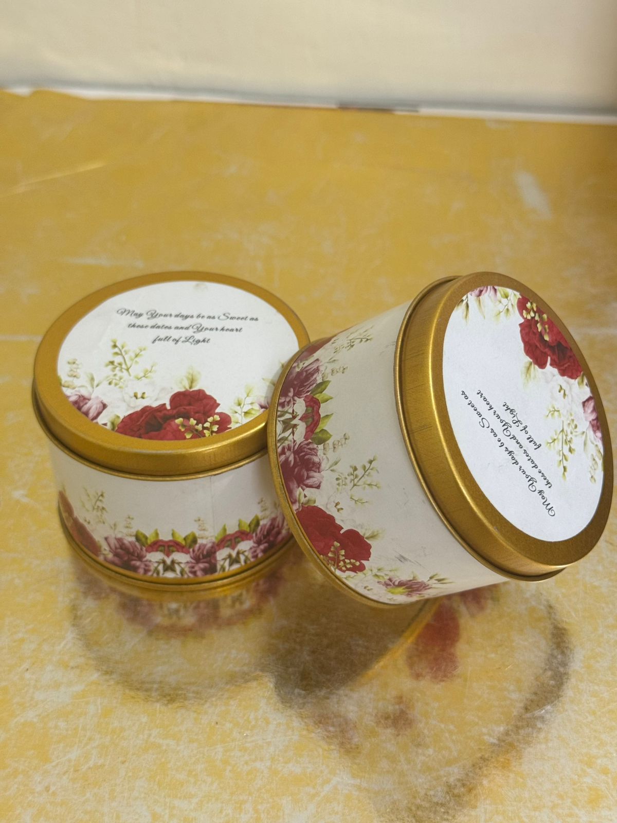 Tin Box Red Floral -Umrah/Hajj Tabarruk (125g)