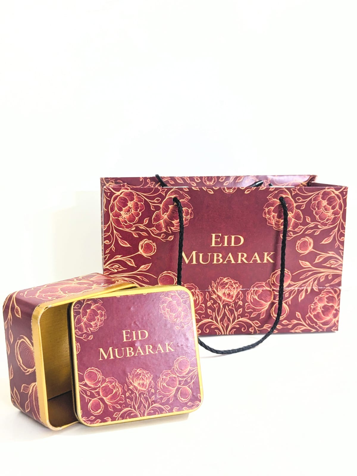 Small Eid Mubarak Set (Bag & 125g Tin Box ) Square Tin Box (Maroon/ Mehroon/ Red Floral) Pack Of 6