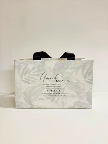 Medium Handle Bag (Black & White) - Umrah / Hajj Tabarruk Packaging